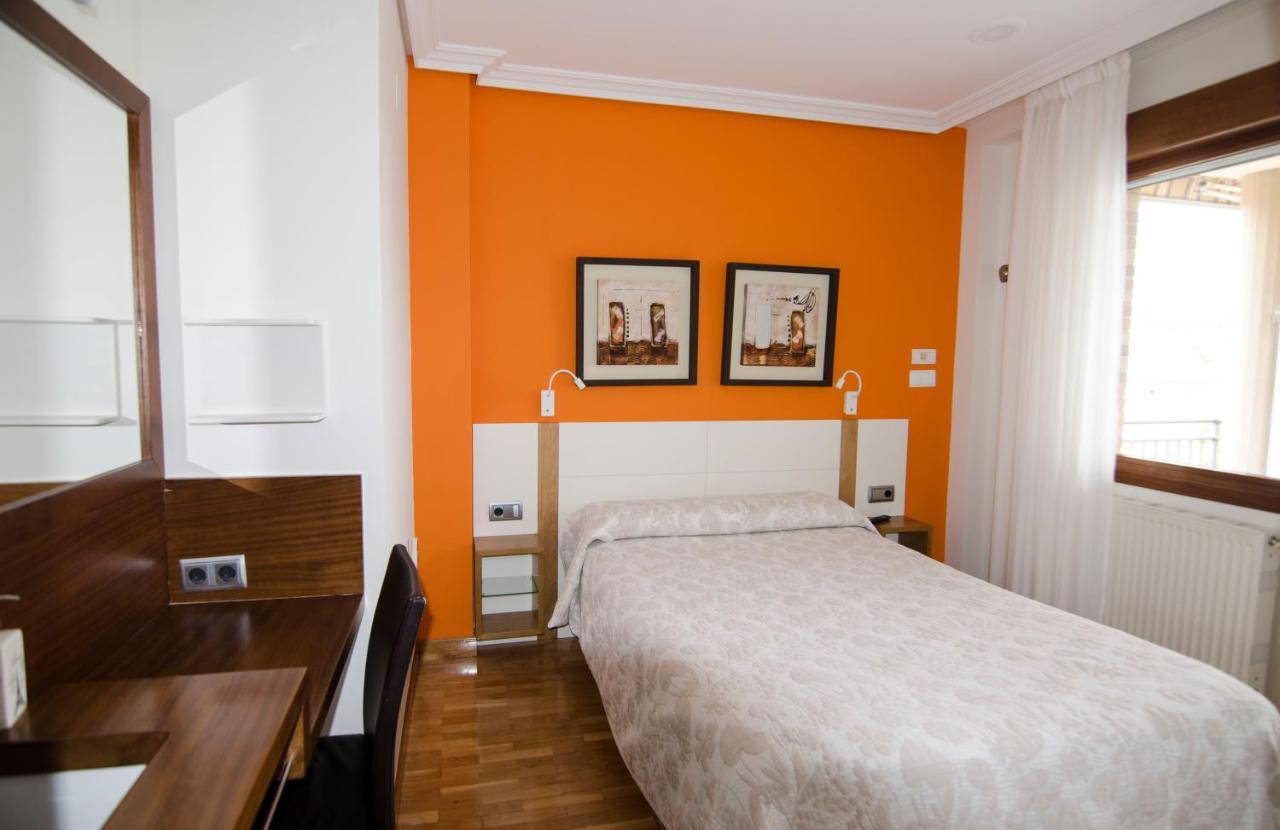 B&B Zaldu Естеля Екстериор снимка