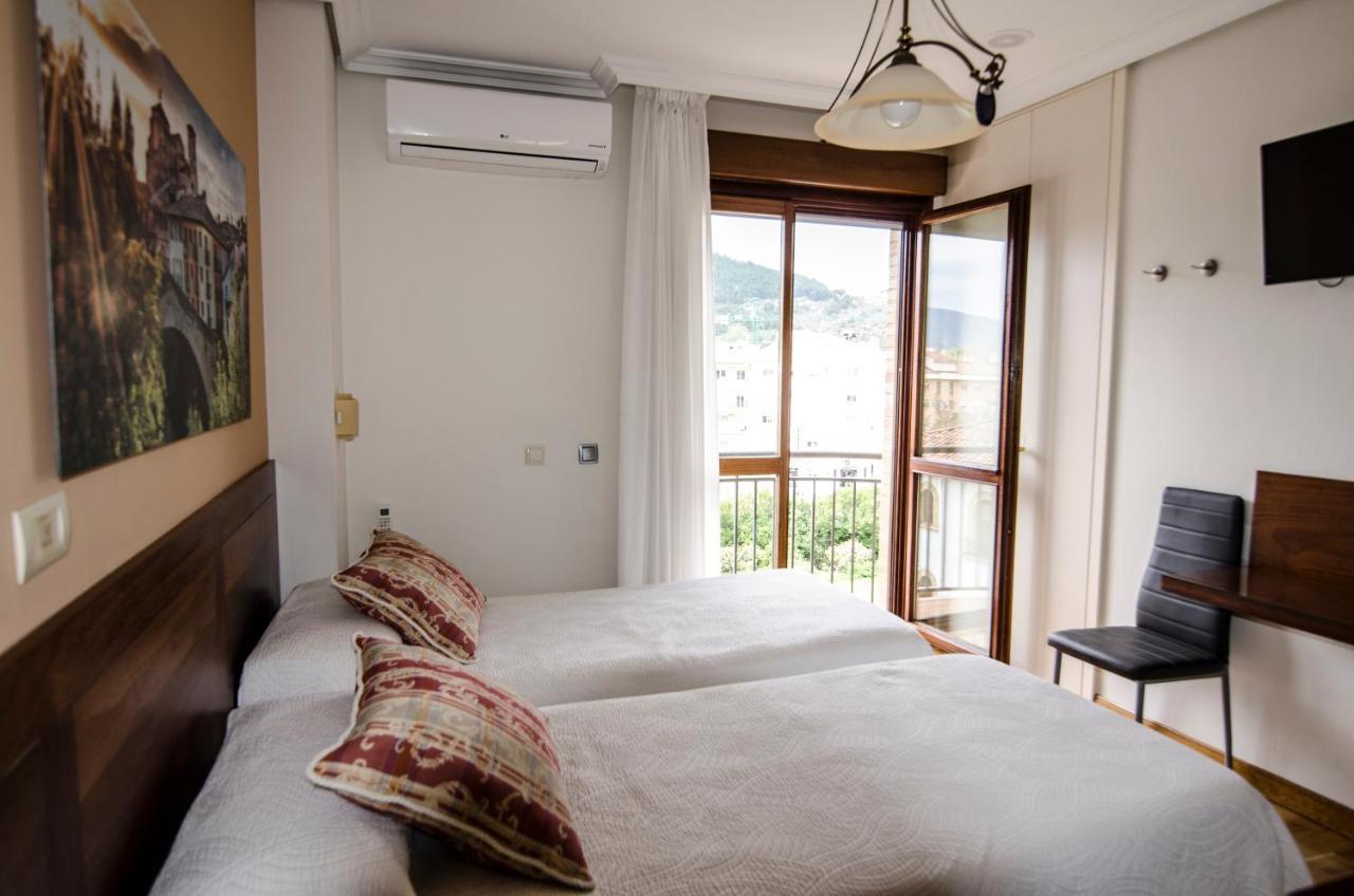 B&B Zaldu Естеля Екстериор снимка