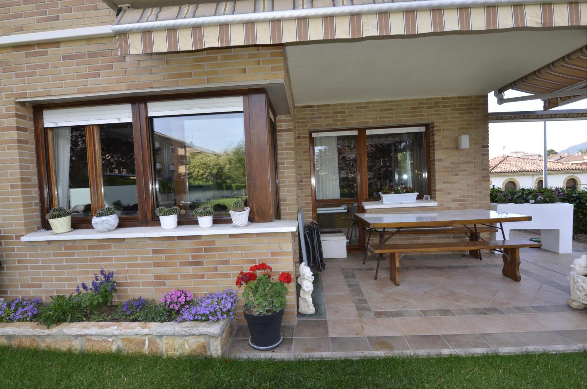 B&B Zaldu Естеля Екстериор снимка